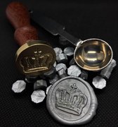 SET: Smeltlepel & Stempel voor het maken van Waxzegels & lakzegels - Kroon - Incl. 20 waxzegels goud en zilver - Knutselen - Knutselpakket - Bruiloft - Uitnodiging - Koningsdag
