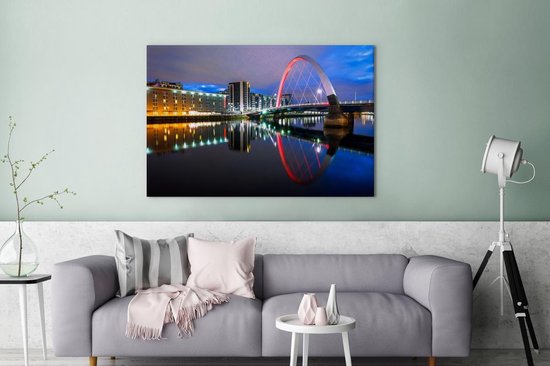 Le pont Clyde Arc à Glasgow avec un ciel coloré Toile 140x90 cm - Tirage photo sur Toile (Décoration murale salon / chambre) / Villes européennes Peintures sur toile