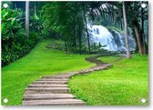 Houten Pad naar de Waterval in de Natuur, Thailand - Tuinposter 70x50 - Wanddecoratie - Landschap - Natuur