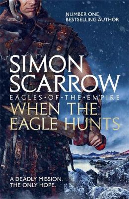 Boekomslag met een Romeinse soldaat in harnas, met de titel 'WHEN THE EAGLE HUNTS'.