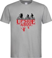 Grijs T shirt met  "Stranger Things"  Upside Down Logo maat XL