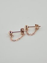 Oorbel stud balletje met kettinkje - rosé goud