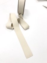 kledingelastiek, Elastiek band beste kwaliteit 4 cm breedte X 3 meter lengte, ( licht beige  ) kleur!