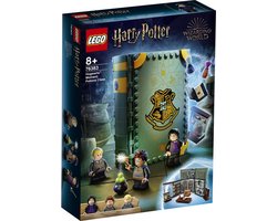 foto van LEGO Harry Potter Zweinstein Moment: Toverdrankenles - 76383
