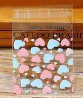 50 Uitdeelzakjes Hartjes Design 10 x 10 cm met plakstrip - Cellofaan Plastic Traktatie Kado Zakjes - Snoepzakjes - Koekzakjes - Koekje - Cookie Bags Hearts - Love