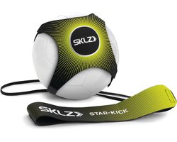 foto van SKLZ Star Kick Solo Verstelbare Voetbal Trainer - Trainen - Traintool - Voetbaltraining - Geel