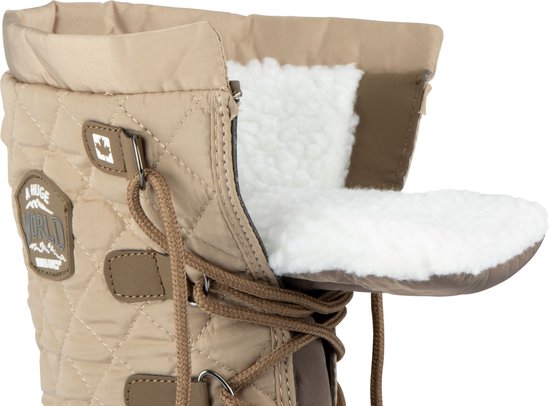 Natuurkleurige winterlaars met bruine accenten, veters en zachte witte voering.