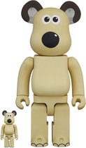 400% & 100% Bearbrick set - Gromit (Wallace & Gromit - Aardman Studios) by Medicom Toys