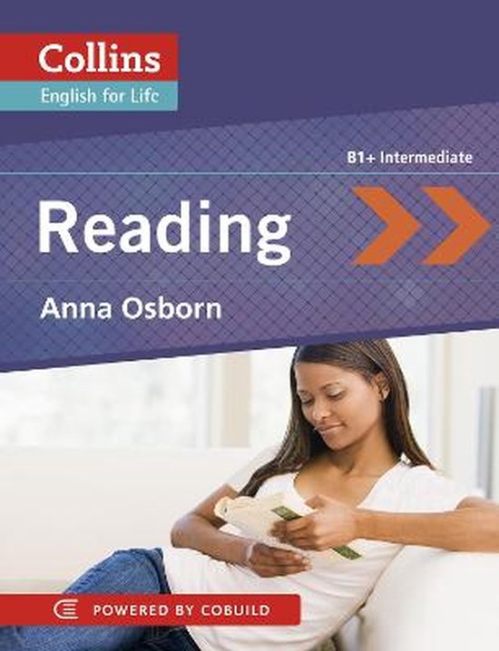 Een vrouw zit op een bank en leest een boek. De omslag is paars en rood, met de tekst "Collins English for Life Reading B1+ Intermediate".