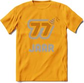 77 Jaar Feest T-Shirt | Goud - Zilver | Grappig Verjaardag Cadeau Shirt | Dames - Heren - Unisex | Tshirt Kleding Kado | - Geel - S