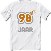 98 Jaar Feest T-Shirt | Goud - Zilver | Grappig Verjaardag Cadeau Shirt | Dames - Heren - Unisex | Tshirt Kleding Kado | - Wit - L