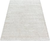 Hoogpolig tapijt met fijne haartjes in de kleur crème