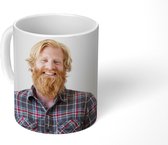 Mok - Een man met een baard en een snor - 350 ML - Beker
