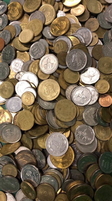 Afbeelding van het spel Munten Argentinië - Een 1/2 kilo authentieke Argentijnse munten voor uw verzameling, kunstproject, souvenir of als uniek cadeau. Gevarieerde samenstelling.