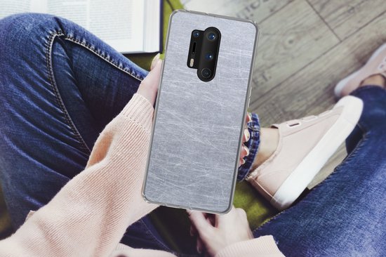 OnePlus 8 Pro - Impression métallique - Grijs - Rayures - Coque en Siliconen téléphone -