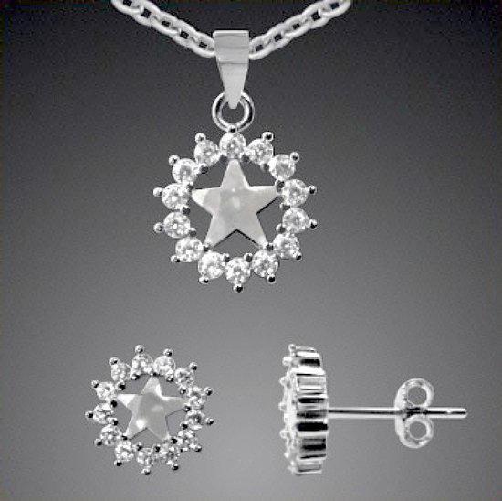 Schitterend - zilver - setje - van collier - hanger en oorstekers - zirconia's - ster