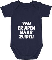 Van kruipen naar zuipen | Jongen | Baby Romper 50/56 | Blauw | Rompertje | Aan de fles | Flesje | Grappig | Cadeau