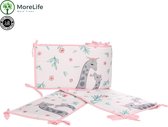 MoreLife Baby Bed Bumper - Baby Bedomrander - Bedomrander Ledikant - Baby Bumper met baby giraffe motief - Wit met Roze Bedomrander