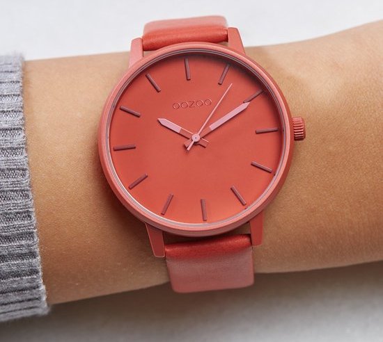 Montre OOZOO Timepieces C10381 rouge chaud 45 mm