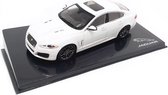 Jaguar XFR (Wit) (12 cm) 1/43 IXO Models Dealermodel {Modelauto Schaalmodel Miniatuurauto}