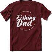 Fishing Dad - Vissen T-Shirt | Rood | Grappig Verjaardag Vis Hobby Cadeau Shirt | Dames - Heren - Unisex | Tshirt Hengelsport Kleding Kado - Burgundy - M
