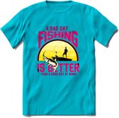 A Bad Day Fishing - Vissen T-Shirt | Roze | Grappig Verjaardag Vis Hobby Cadeau Shirt | Dames - Heren - Unisex | Tshirt Hengelsport Kleding Kado - Blauw - M