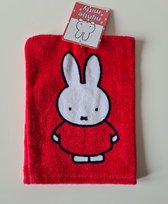 Nijntje washandje - Rood - Babywashandje - Miffy - Babycadeaus - Kraamcadeaus - 100% katoen - Dick Bruna - Verjaardagscadeau - Badkamer - Douchen - Wassen - Kinderen - Jongen - Meisje - Geboo