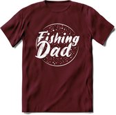 Fishing Dad - Vissen T-Shirt | Grappig Verjaardag Vis Hobby Cadeau Shirt | Dames - Heren - Unisex | Tshirt Hengelsport Kleding Kado - Burgundy - XXL