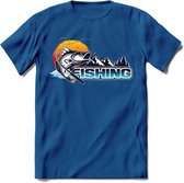 Fishing - Vissen T-Shirt | Grappig Verjaardag Vis Hobby Cadeau Shirt | Dames - Heren - Unisex | Tshirt Hengelsport Kleding Kado - Donker Blauw - 3XL