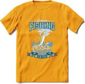 Fishing - Vissen T-Shirt | Grappig Verjaardag Vis Hobby Cadeau Shirt | Dames - Heren - Unisex | Tshirt Hengelsport Kleding Kado - Geel - XXL