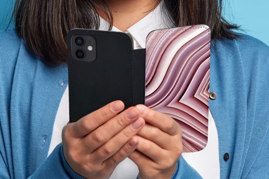 Bookcase Convient pour étui de téléphone iPhone 12 - Pierres naturelles - Rose - Gros plan - Avec compartiments - Étui portefeuille avec fermeture magnétique
