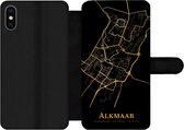Bookcase Geschikt voor iPhone XS telefoonhoesje - Alkmaar - Stadskaart - Goud - Zwart - Met vakjes - Wallet case met magneetsluiting