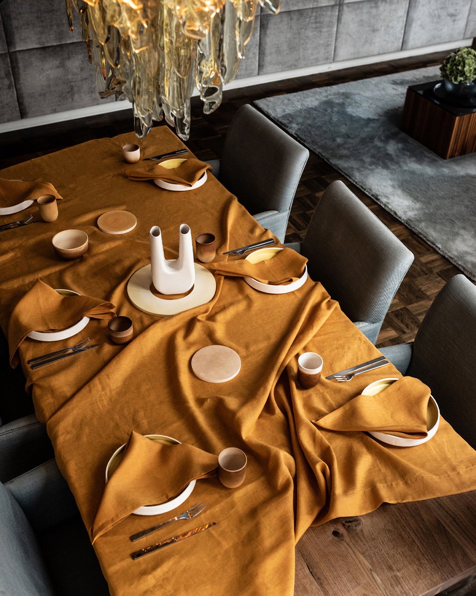 VANLINNEN - Linen Saffran tablecloth - natural 100% linen - 150cm x 240cm - Saffraan tafelkleed