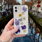 iPhone 13 Gedroogde Bloemen hoesje - Dried Flower Soft Case - Droogbloemen hoes - Transparant