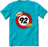 92 Jaar Hoera Verkeersbord T-Shirt | Grappig Verjaardag Cadeau | Dames - Heren | - Blauw - M