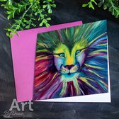 5 unieke kunstkaarten met de afdruk van een kleurrijke leeuw met roze envelop