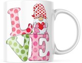 Valentijn Mok met tekst: Love gnome | Valentijn cadeau | Valentijn decoratie | Grappige Cadeaus | Koffiemok | Koffiebeker | Theemok | Theebeker