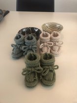 Boasty mini| Baby handgebreide slofjes - sokjes - pantoffels - baby & verzorging 0-12 maanden - 11 cm - meisjes/jongens -zachte zool - plain - slofsokjes - kinderen - eerste babysc