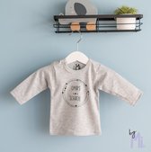ByMi|Shirt Oma's schatje "Grijs" lange mouw maat 56 | cadeau oma | aankondiging | kinderen | babykleding | fashion | kids | kraamcadeautje | Gepersonaliseerd