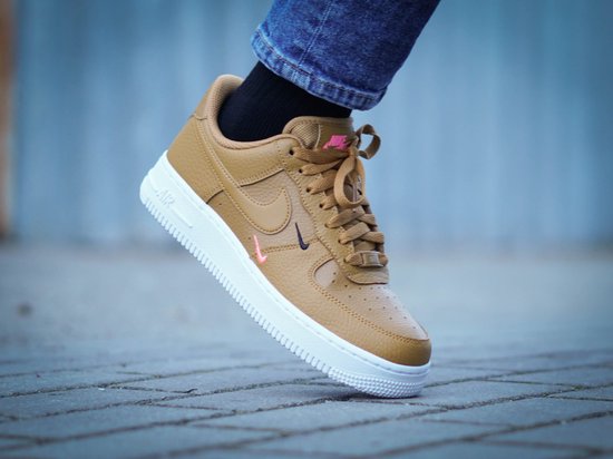 Nike Air Force 1 Mid '07 Wmns 366731-100 Wit-38 maat 38 - Damesschoenen.nl