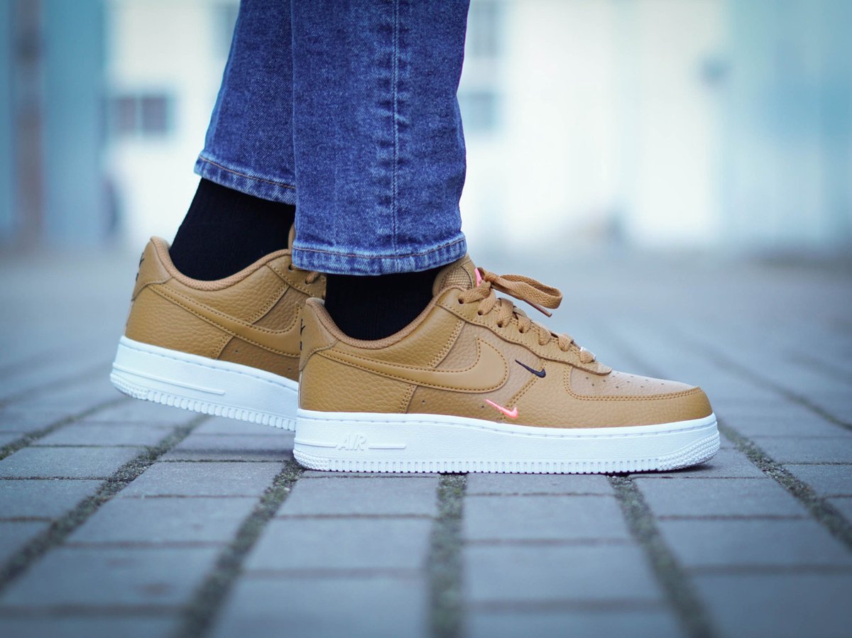 Sneakers Nike Nike Air Force 1 ’07 ESS Bruin