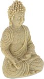 Zandkleurig Boeddhabeeldje, zittend in meditatiehouding.