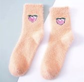 Pluizige sokken - Huissokken - Dames - 2 paar - Fruitprint - Winter / Herfst sokken - Schattige huissokken - Perzik - Maat 36 t/m 38 - Moederdag Cadeau