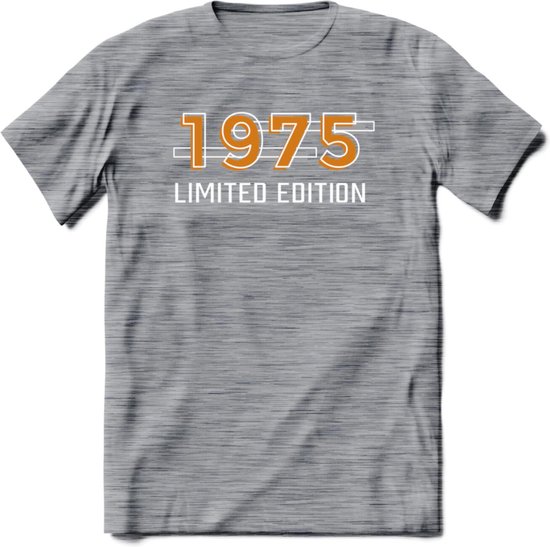 1975 Limited Edition T-Shirt | Goud - Zilver | Grappig Verjaardag en Feest Cadeau Shirt | Dames - Heren - Unisex | Tshirt Kleding Kado | - Donker Grijs - Gemaleerd - XL