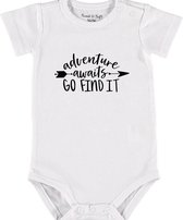Baby Rompertje met tekst 'Adventure awaits, go find it' | korte mouw l | wit zwart | maat 62/68 | cadeau | Kraamcadeau | Kraamkado