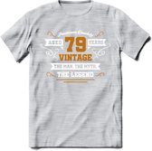 79 Jaar Legend T-Shirt | Goud - Wit | Grappig Verjaardag en Feest Cadeau Shirt | Dames - Heren - Unisex | Tshirt Kleding Kado | - Licht Grijs - Gemaleerd - XL