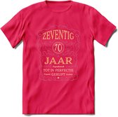 70 Jaar Legendarisch Gerijpt T-Shirt | Oud Roze - Ivoor | Grappig Verjaardag en Feest Cadeau Shirt | Dames - Heren - Unisex | Tshirt Kleding Kado | - Roze - S