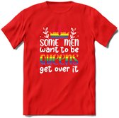 Some Men Are Queens | Pride T-Shirt | Grappig LHBTIQ+ / LGBTQ / Gay / Homo / Lesbi Cadeau Shirt | Dames - Heren - Unisex | Tshirt Kleding Kado | - Rood - XXL