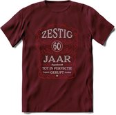 60 Jaar Legendarisch Gerijpt T-Shirt | Rood - Grijs | Grappig Verjaardag en Feest Cadeau Shirt | Dames - Heren - Unisex | Tshirt Kleding Kado | - Burgundy - XXL