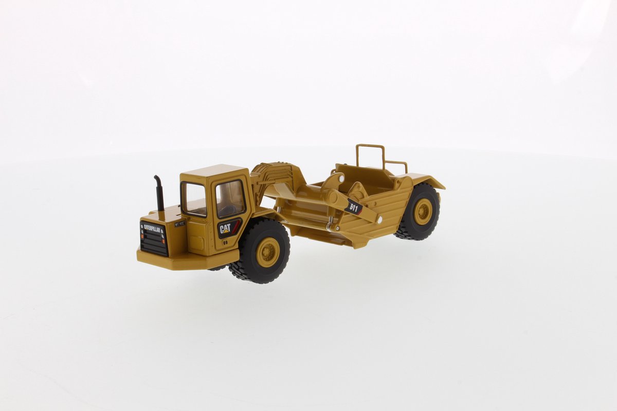 Cat 611 Scraper - 1:64 - Diecast Masters - 1-64 Series